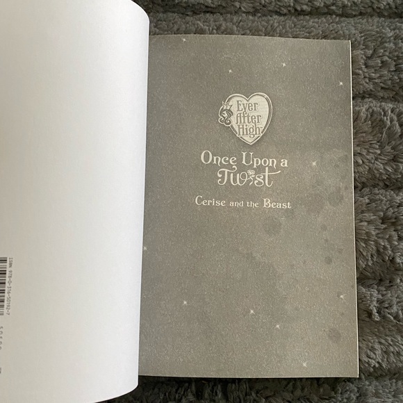 🆕 EVER AFTER HIGH - Once Upon A Twist - Picture 2 of 5